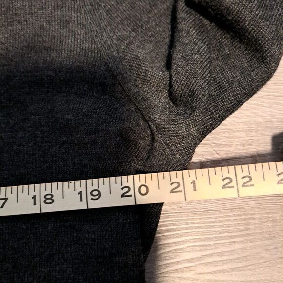 Club Room Merino Wool Blend Sweater Mens Size L Gray Long Sleeve V Neck Pullover - Picture 7 of 8